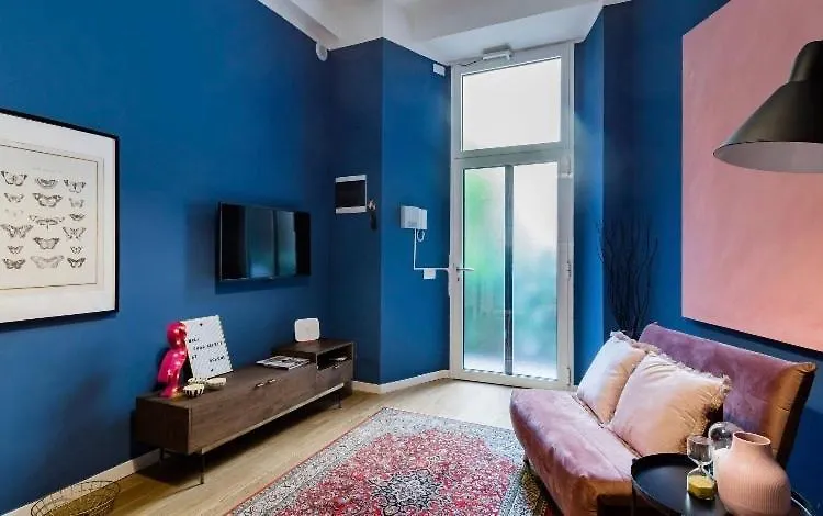 Hacca Collection-Plush Urban Sanctuary In The Milan City Center Apartment