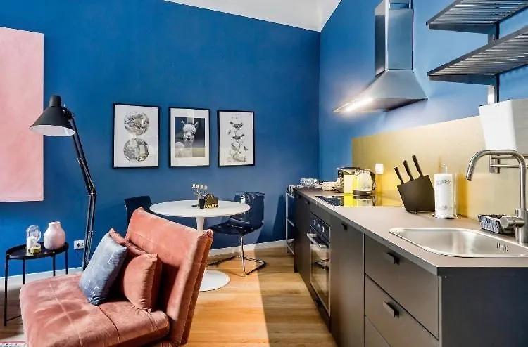 Apartment Hacca Collection-Plush Urban Sanctuary In The Milan City Center
